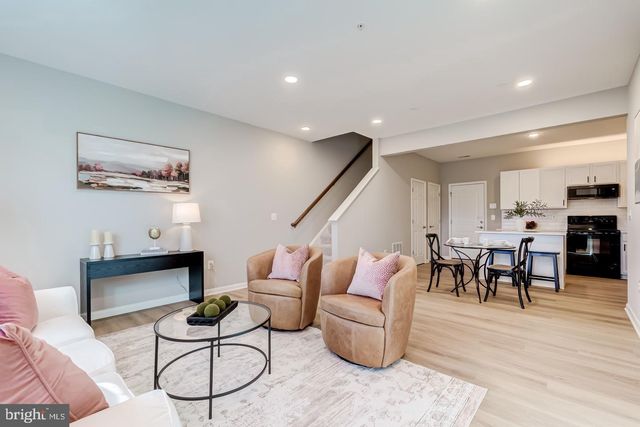 44848 TIVERTON SQ, Ashburn, VA 20147