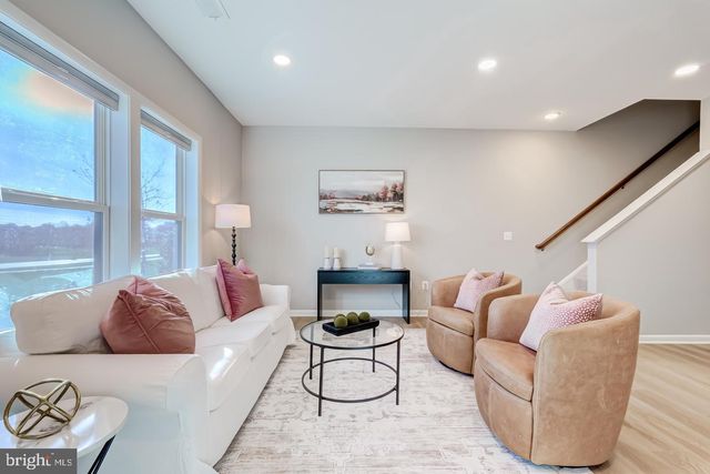 44848 TIVERTON SQ, Ashburn, VA 20147