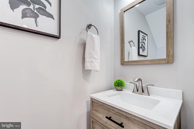 44848 TIVERTON SQ, Ashburn, VA 20147