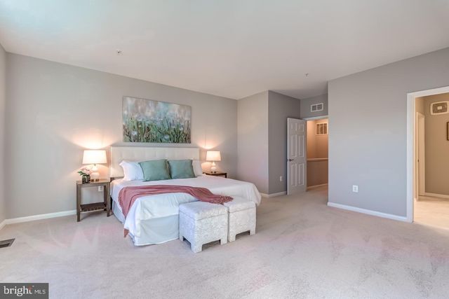 44848 TIVERTON SQ, Ashburn, VA 20147