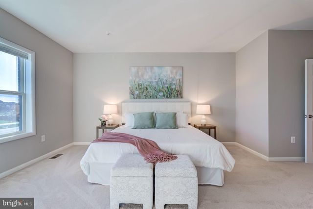 44848 TIVERTON SQ, Ashburn, VA 20147