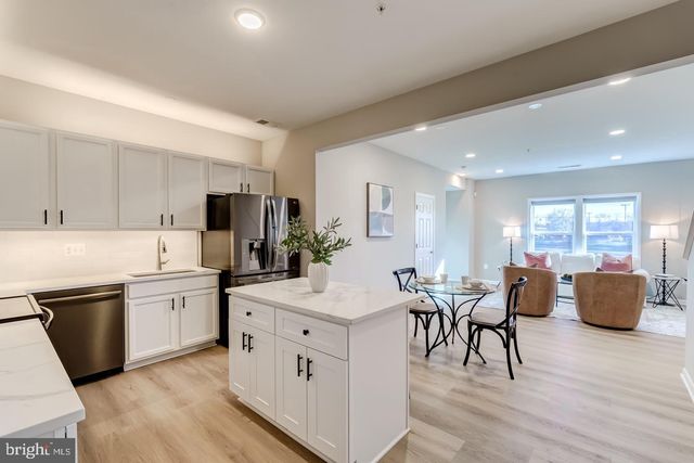 44848 TIVERTON SQ, Ashburn, VA 20147