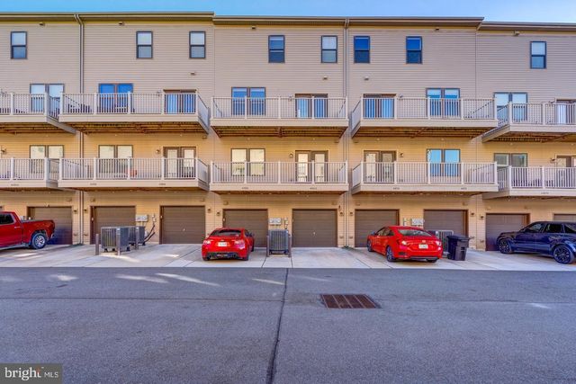 44848 TIVERTON SQ, Ashburn, VA 20147