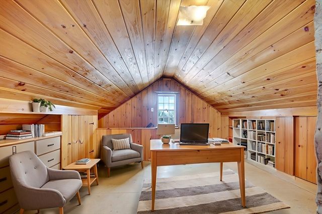 7 Birch Hill Rd, Melrose, MA 02176