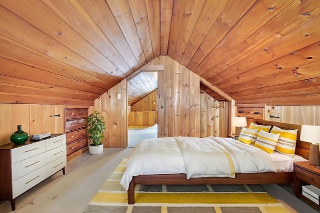 7 Birch Hill Rd, Melrose, MA 02176