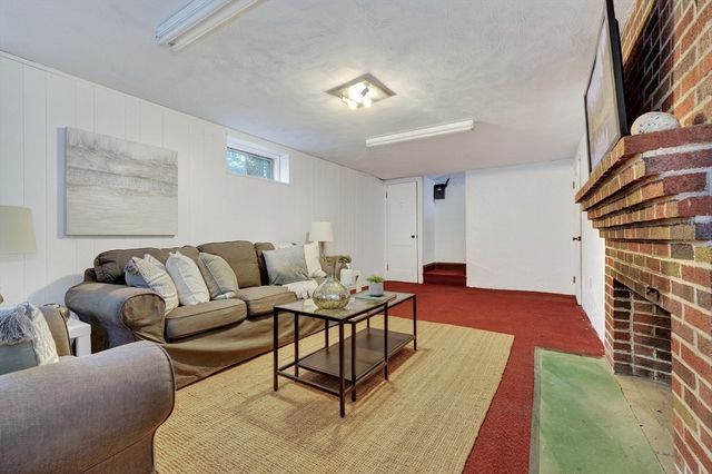 7 Birch Hill Rd, Melrose, MA 02176