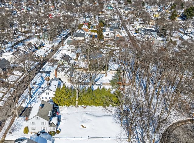 7 Birch Hill Rd, Melrose, MA 02176