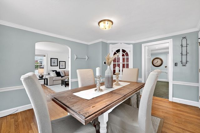 7 Birch Hill Rd, Melrose, MA 02176