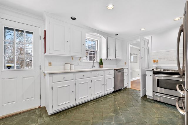 7 Birch Hill Rd, Melrose, MA 02176