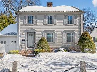 7 Birch Hill Rd, Melrose, MA 02176