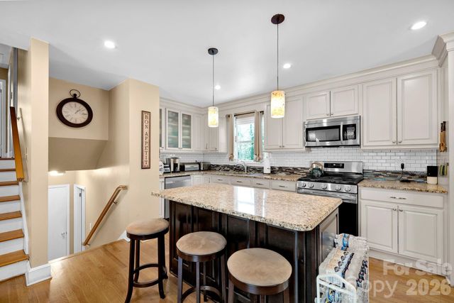 6616 Highbrook Drive, Charlotte, NC 28212