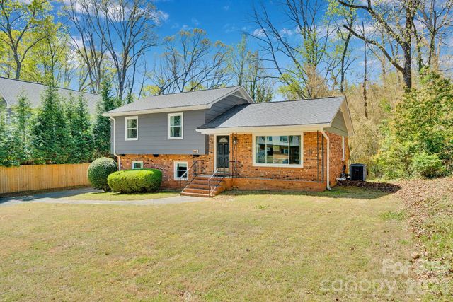 6616 Highbrook Drive, Charlotte, NC 28212