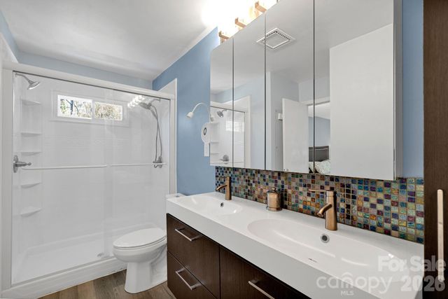 6616 Highbrook Drive, Charlotte, NC 28212