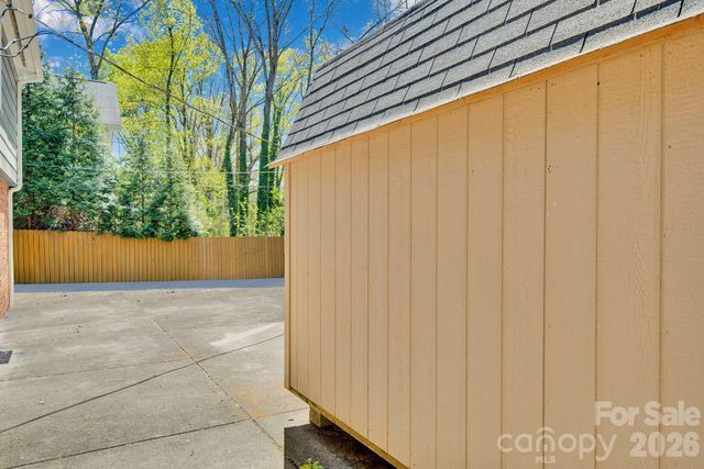 6616 Highbrook Drive, Charlotte, NC 28212