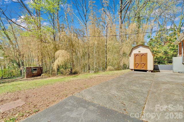 6616 Highbrook Drive, Charlotte, NC 28212