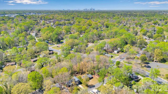 6616 Highbrook Drive, Charlotte, NC 28212