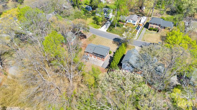 6616 Highbrook Drive, Charlotte, NC 28212