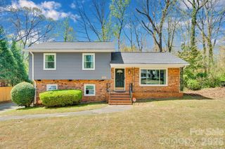 6616 Highbrook Drive, Charlotte, NC 28212
