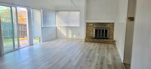 713 Via Avenida, Mesquite, TX 75150