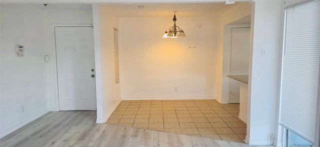 713 Via Avenida, Mesquite, TX 75150