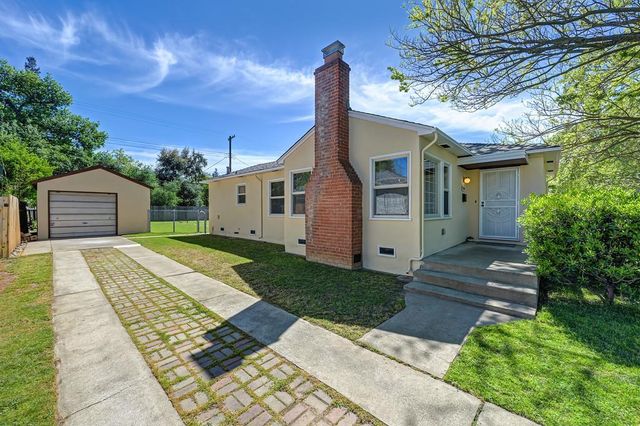 1381 54th St, Sacramento, CA 95819