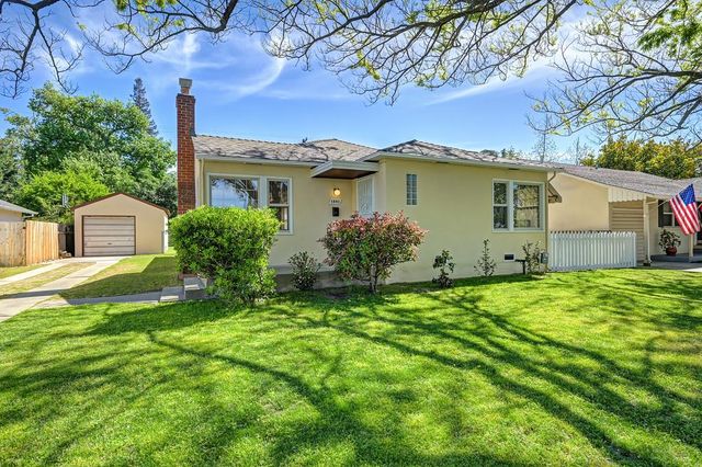 1381 54th St, Sacramento, CA 95819