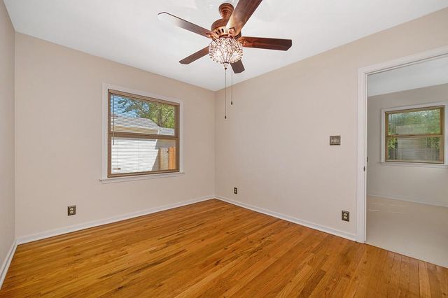 1381 54th St, Sacramento, CA 95819