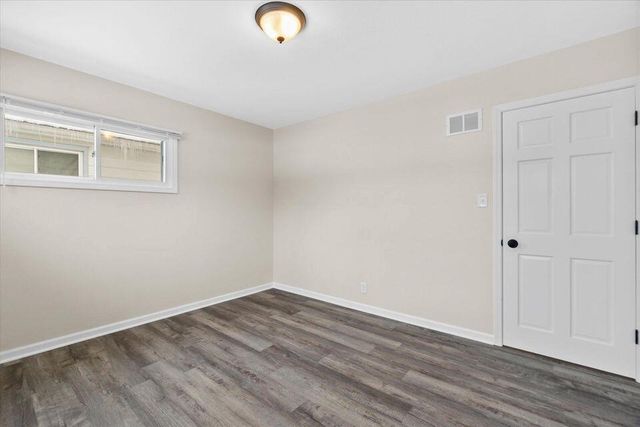 4655 N 20th STREET, Milwaukee, WI 53209