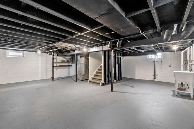 4655 N 20th STREET, Milwaukee, WI 53209