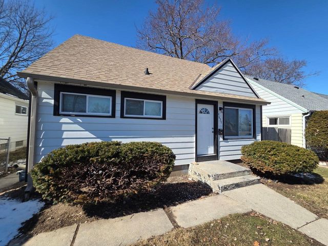 4655 N 20th STREET, Milwaukee, WI 53209