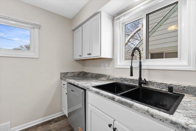 4655 N 20th STREET, Milwaukee, WI 53209