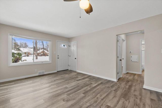 4655 N 20th STREET, Milwaukee, WI 53209