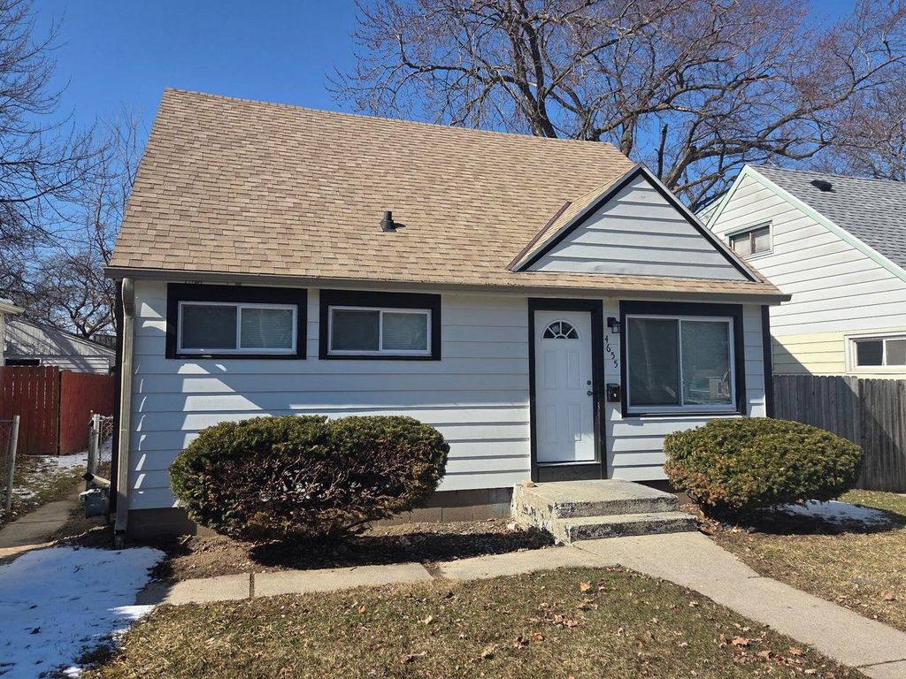 4655 N 20th STREET, Milwaukee, WI 53209