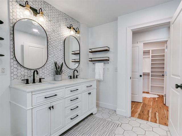2304 NW 56th Terrace, Oklahoma City, OK 73112