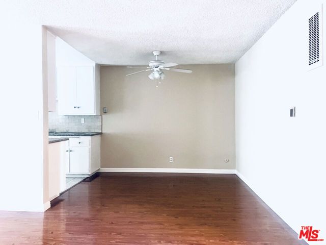 1132 Alameda Avenue, Glendale, CA 91201