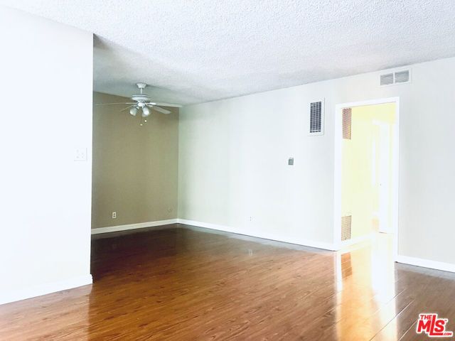 1132 Alameda Avenue, Glendale, CA 91201