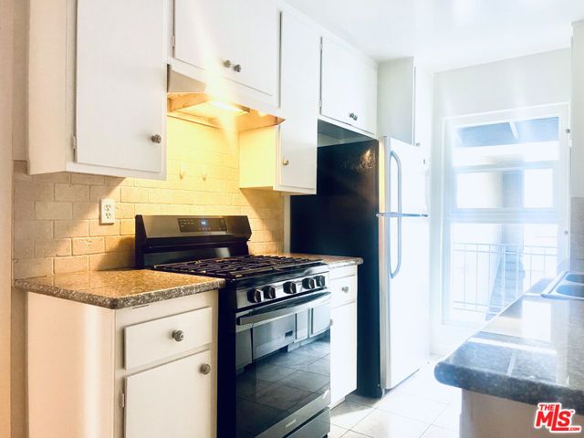 1132 Alameda Avenue, Glendale, CA 91201