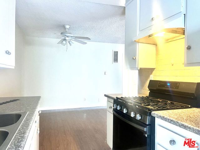 1132 Alameda Avenue, Glendale, CA 91201