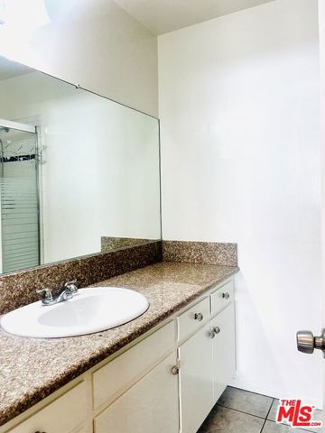 1132 Alameda Avenue, Glendale, CA 91201