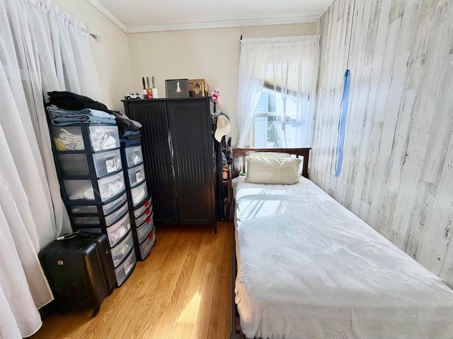 46 Hough Street, Dover, NH 03820