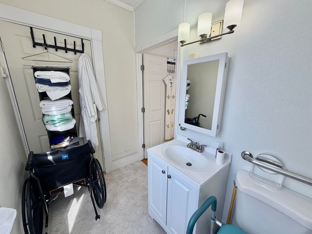 46 Hough Street, Dover, NH 03820