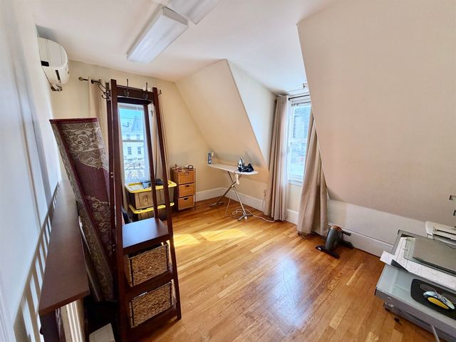 46 Hough Street, Dover, NH 03820