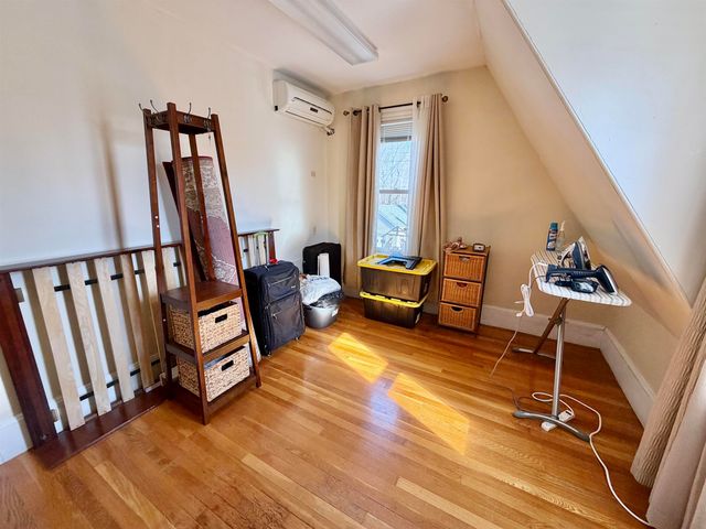 46 Hough Street, Dover, NH 03820