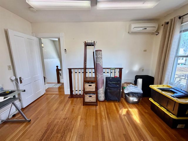 46 Hough Street, Dover, NH 03820