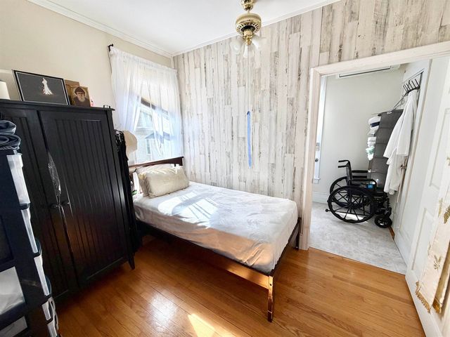 46 Hough Street, Dover, NH 03820