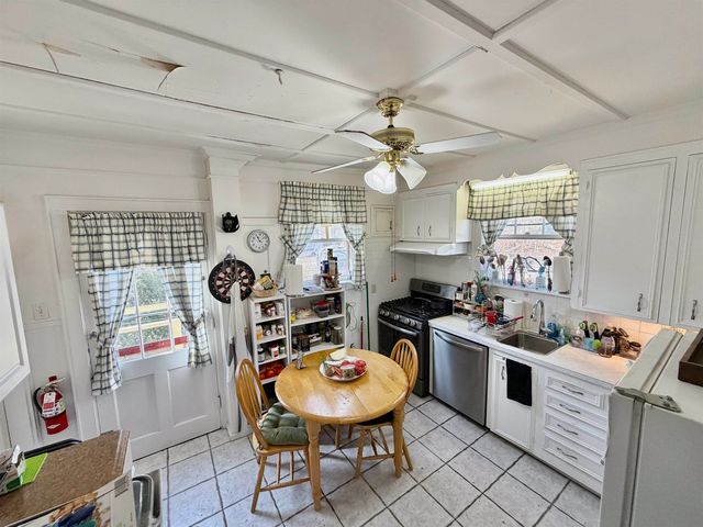 46 Hough Street, Dover, NH 03820