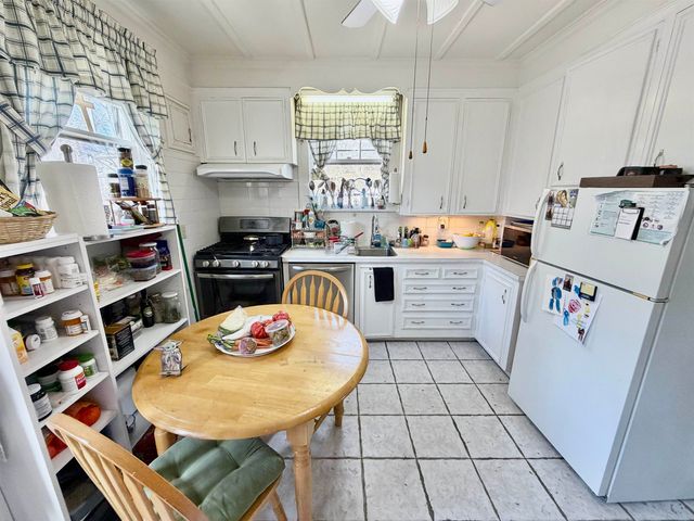 46 Hough Street, Dover, NH 03820