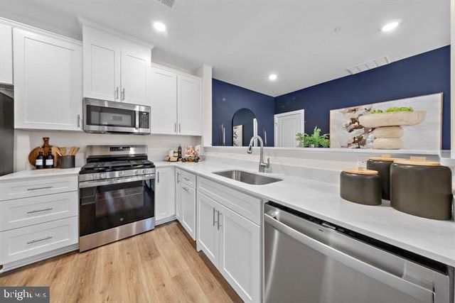 1105 MARY ASHBY WAY, Pennington, NJ 08534