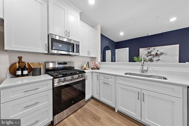 1105 MARY ASHBY WAY, Pennington, NJ 08534