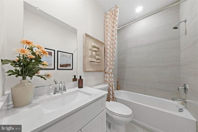 1105 MARY ASHBY WAY, Pennington, NJ 08534